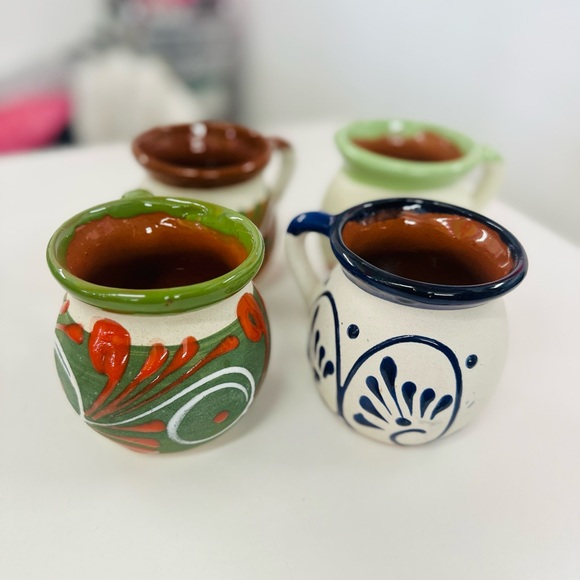 Mexican caffe mugs Mexican Hand-Painted Clay Pottery Mug set of 4 - Picture 4 of 7
